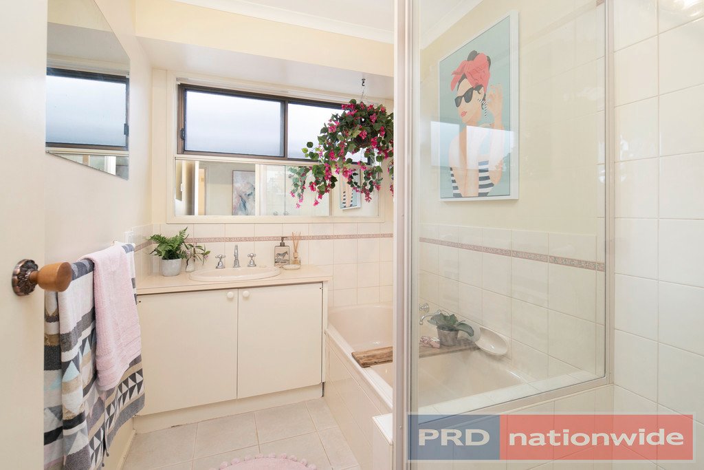 29 Salisbury Avenue NEWINGTON 10