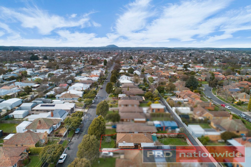 29 Salisbury Avenue NEWINGTON 16