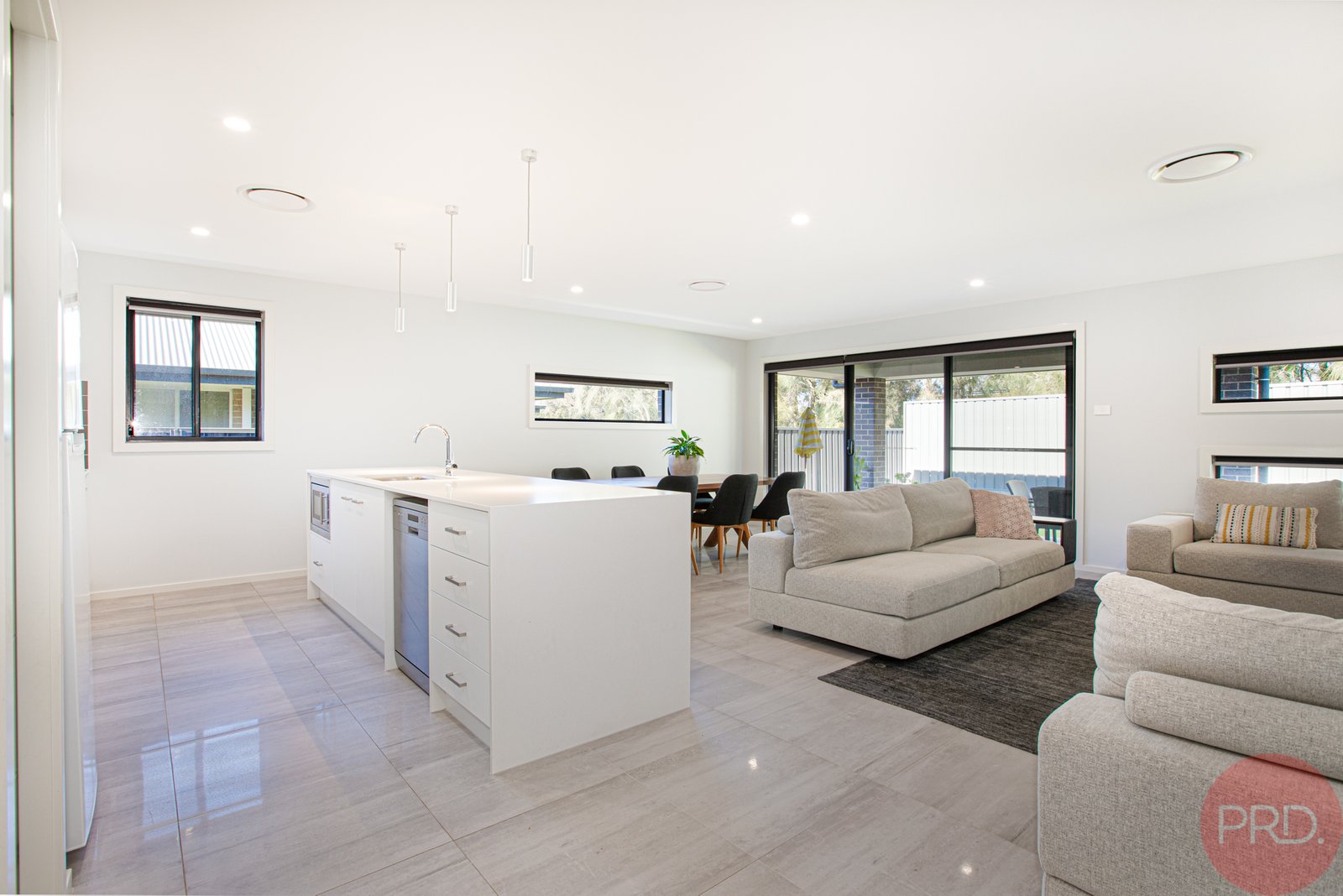 29 Sandridge Street THORNTON 3
