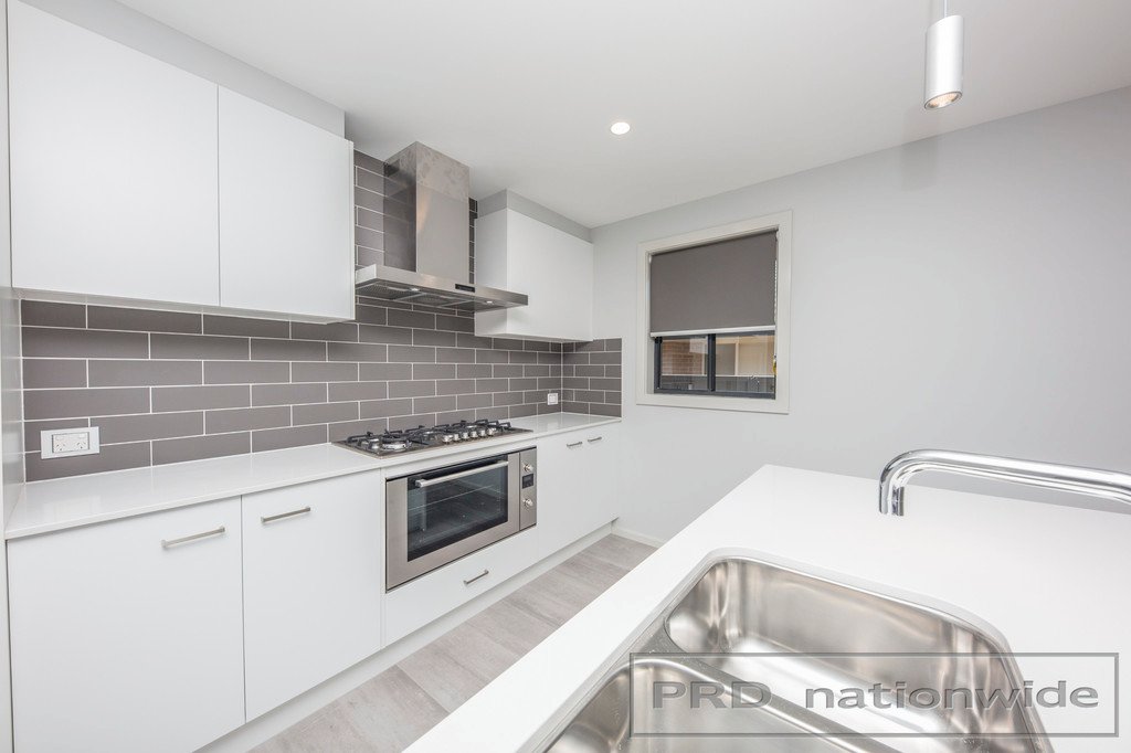29 Sandridge Street THORNTON 4