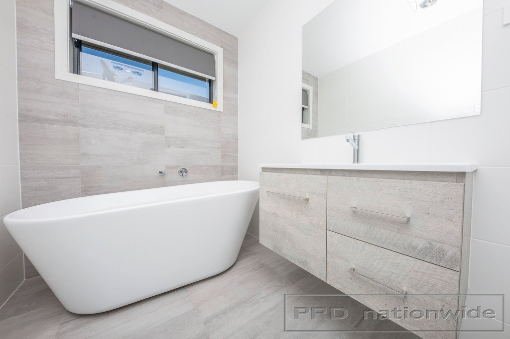 29 Sandridge Street THORNTON 11