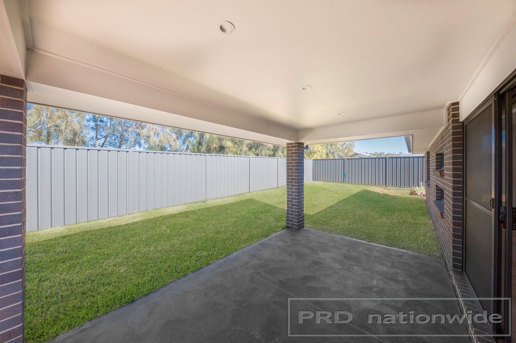 29 Sandridge Street THORNTON 17
