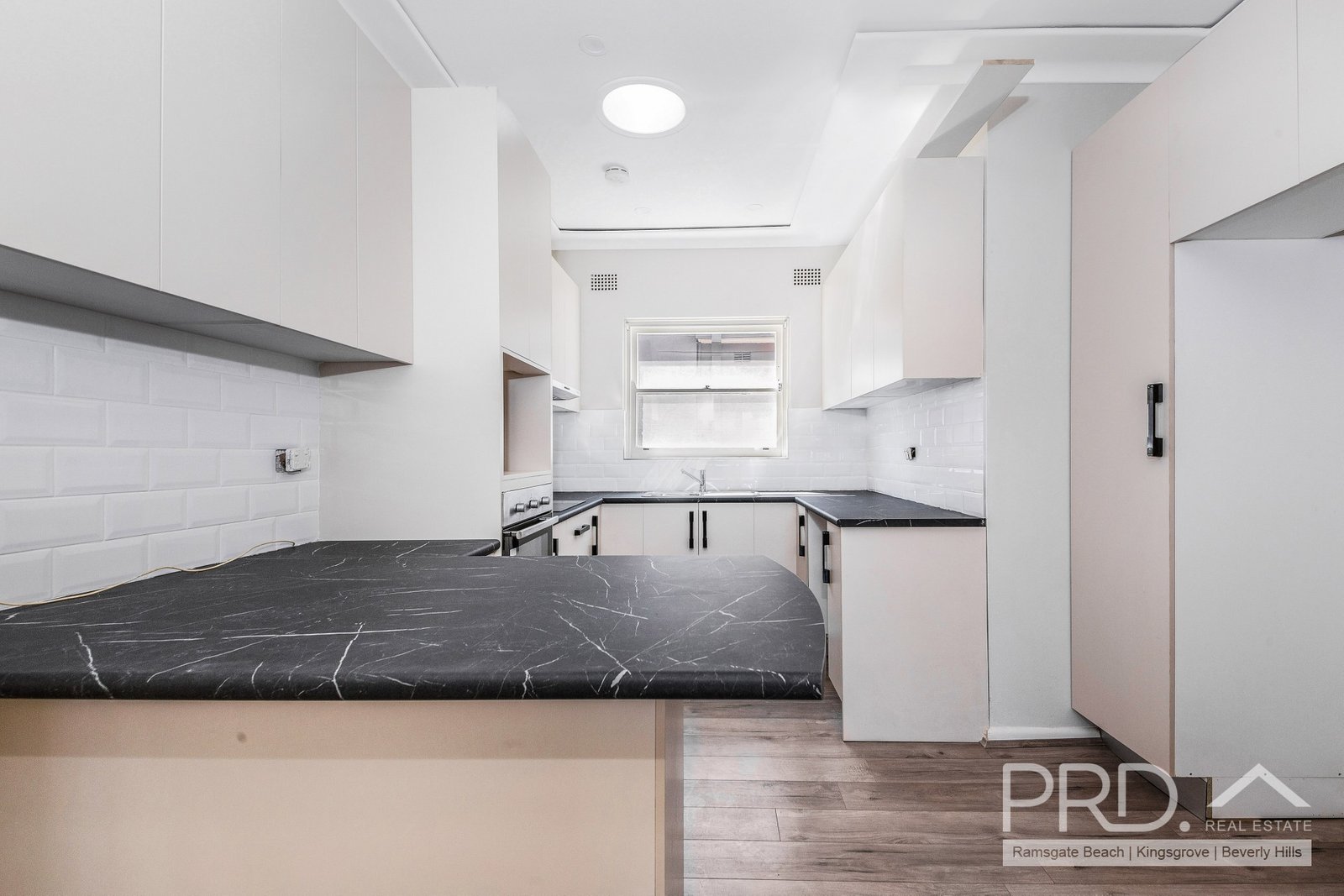 29 Scarborough Street MONTEREY 8