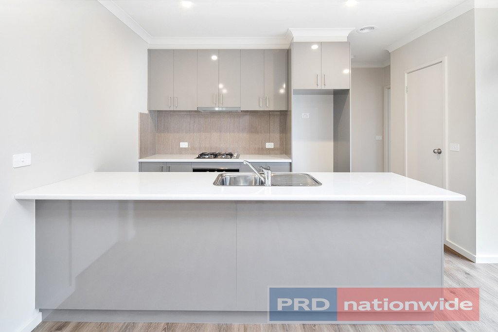 2/9 Spencer Street SEBASTOPOL 3