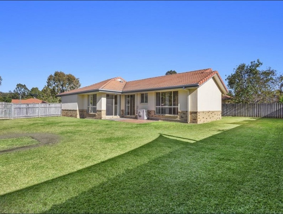 29 Springsure Drive Mudgeeraba 1