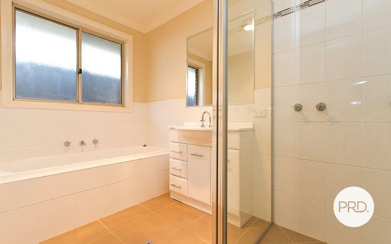 29 Squirrel Glider Drive THURGOONA 11