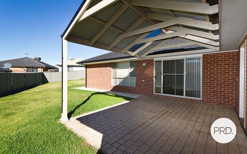 29 Squirrel Glider Drive THURGOONA 13