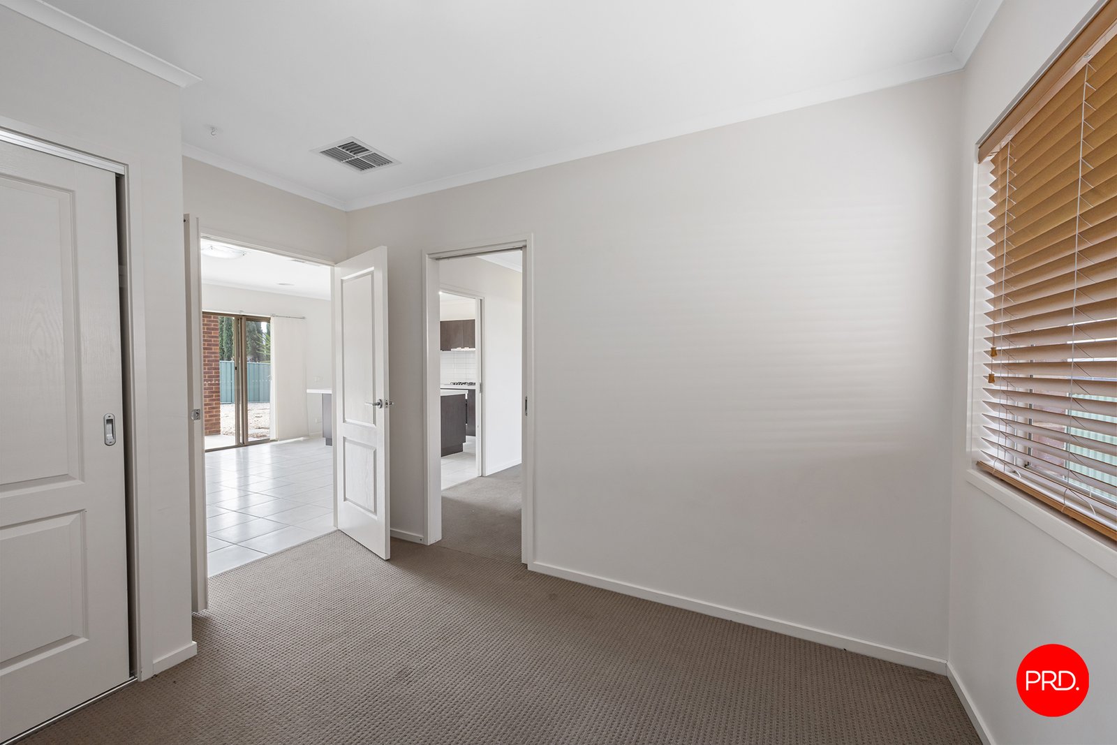 29 St George Park Drive KANGAROO FLAT 7