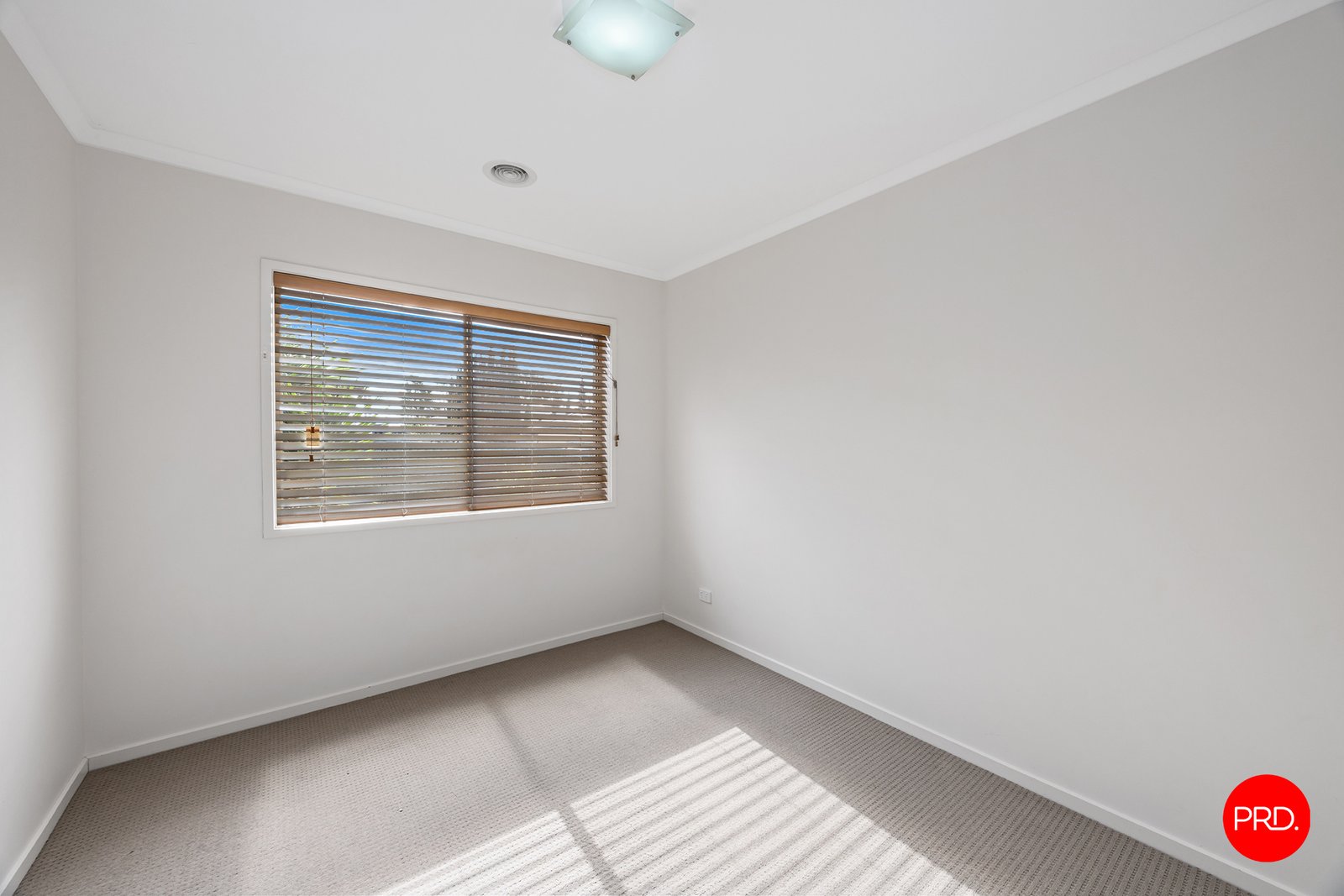 29 St George Park Drive KANGAROO FLAT 9