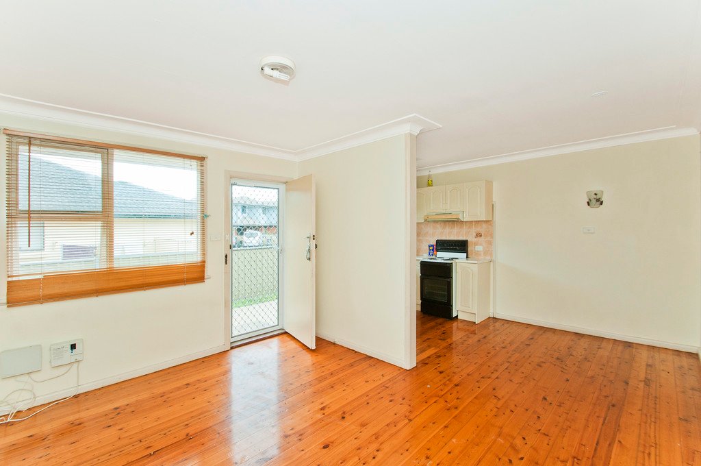2/9 St Lukes Ave  BROWNSVILLE 5