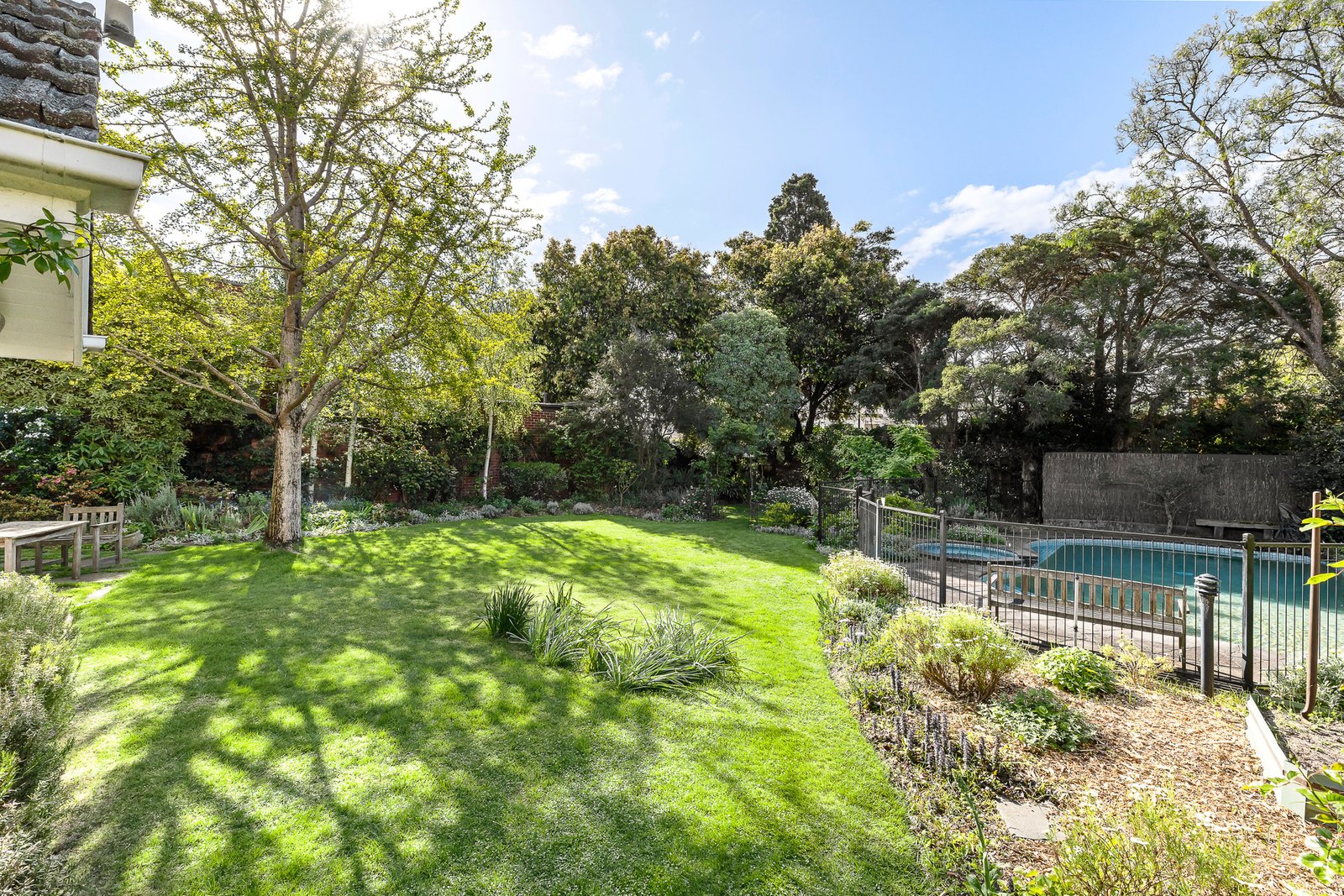 Real Estate and Property in 29 Stonnington Place, Toorak, VIC