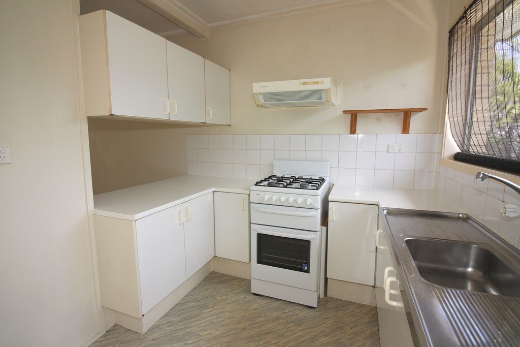 2/9 Stuckey Road CLAYFIELD 2