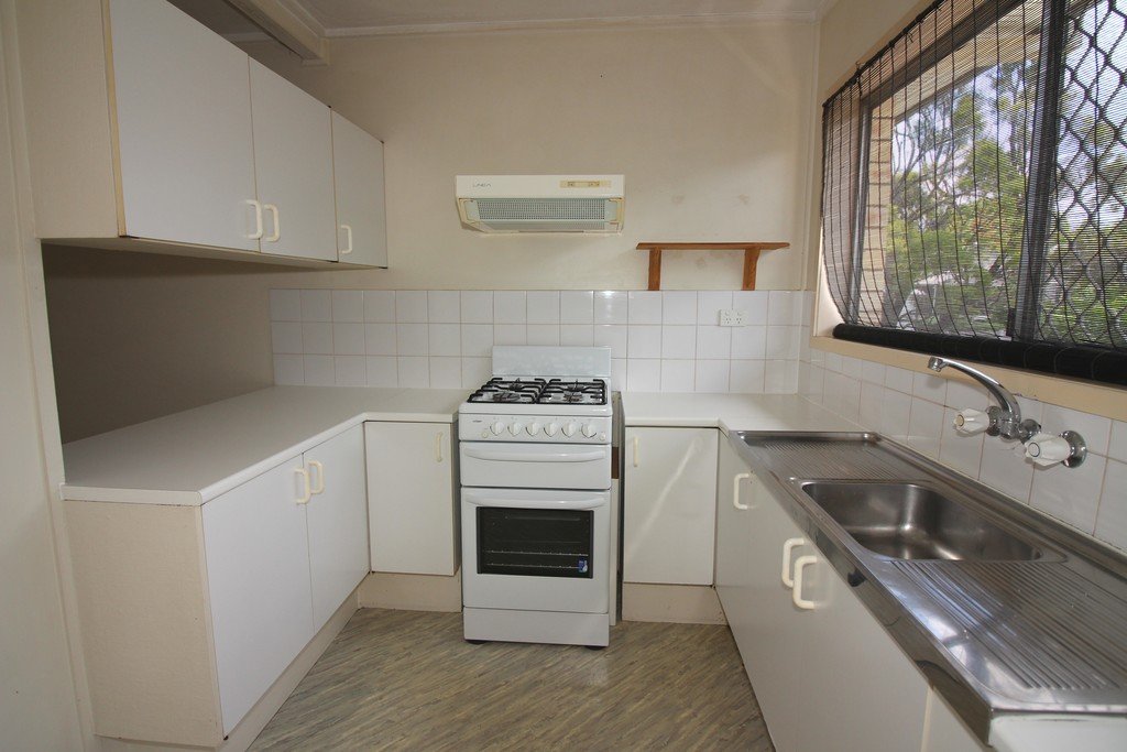 2/9 Stuckey Road CLAYFIELD 8