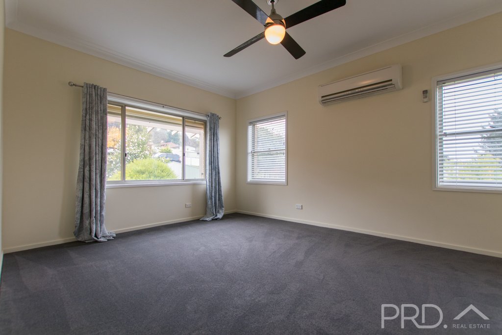 29 Sunnyside Avenue BATLOW 3