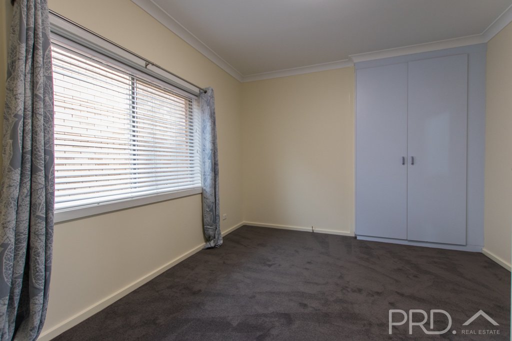 29 Sunnyside Avenue BATLOW 8