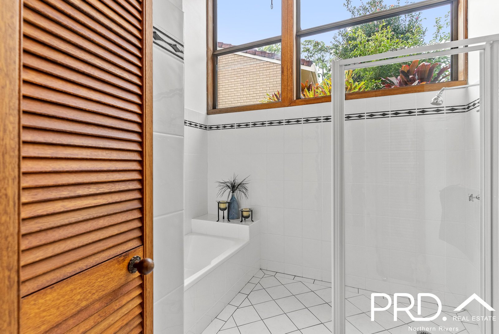 29 Sunset Drive GOONELLABAH 27