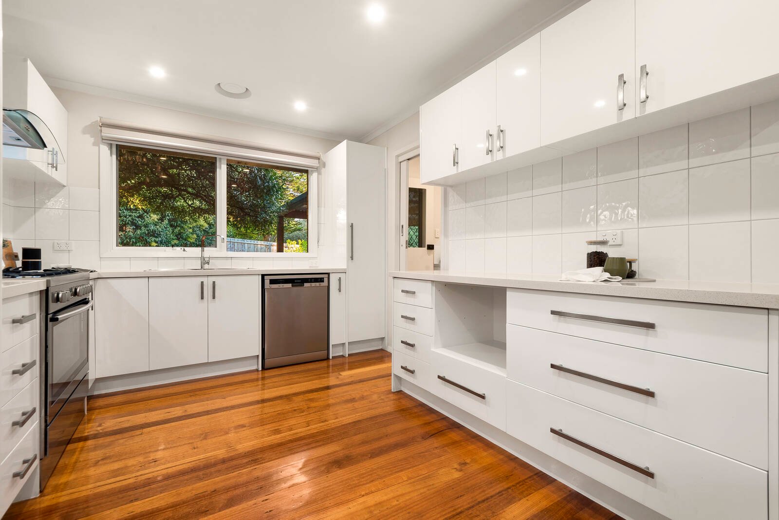 Real Estate and Property in 29 Sunset Drive, Heathmont, VIC