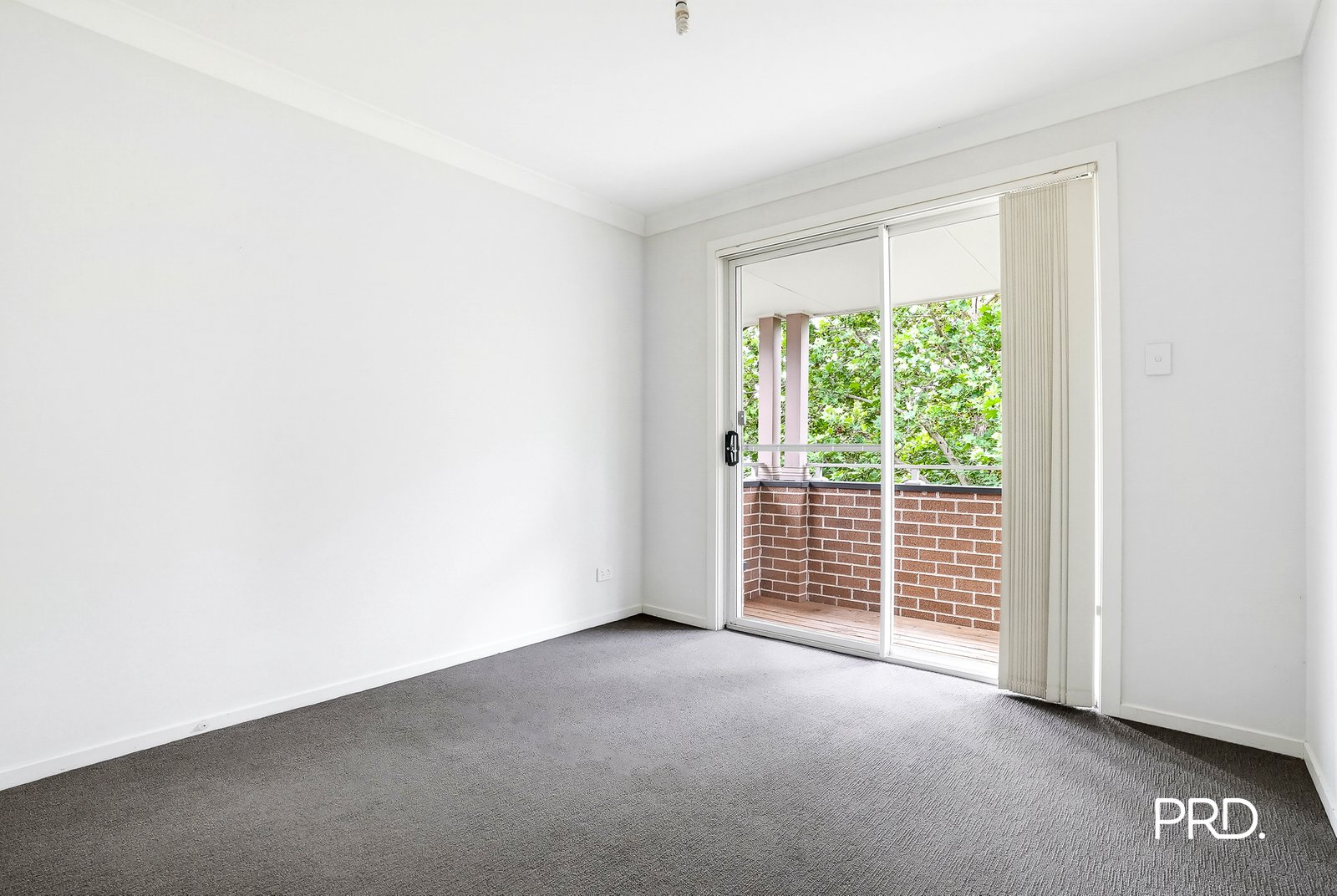 29 Sydney Smith Dr  Penrith 4