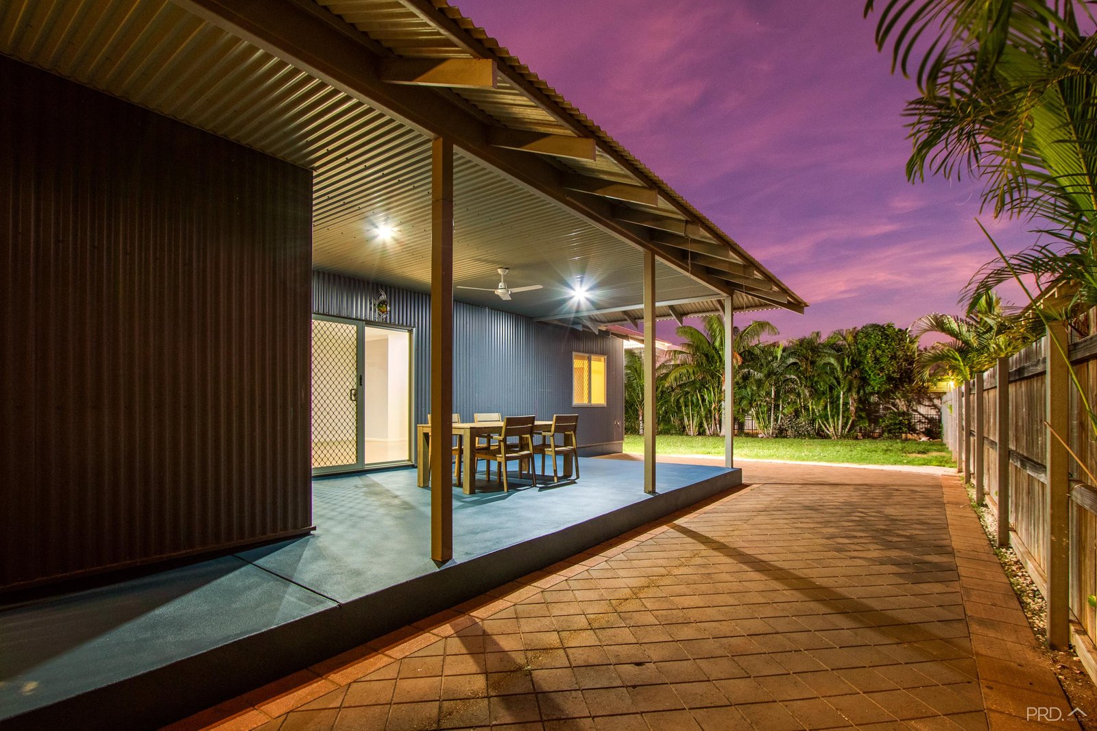 29 Tokumaru Bend BILINGURR 12