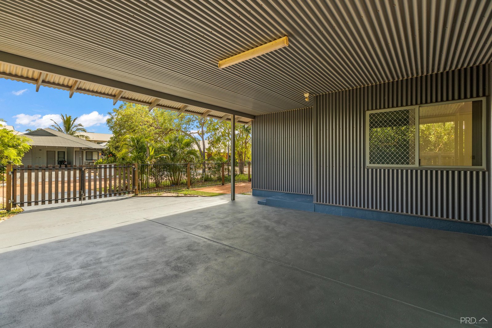 29 Tokumaru Bend BILINGURR 32