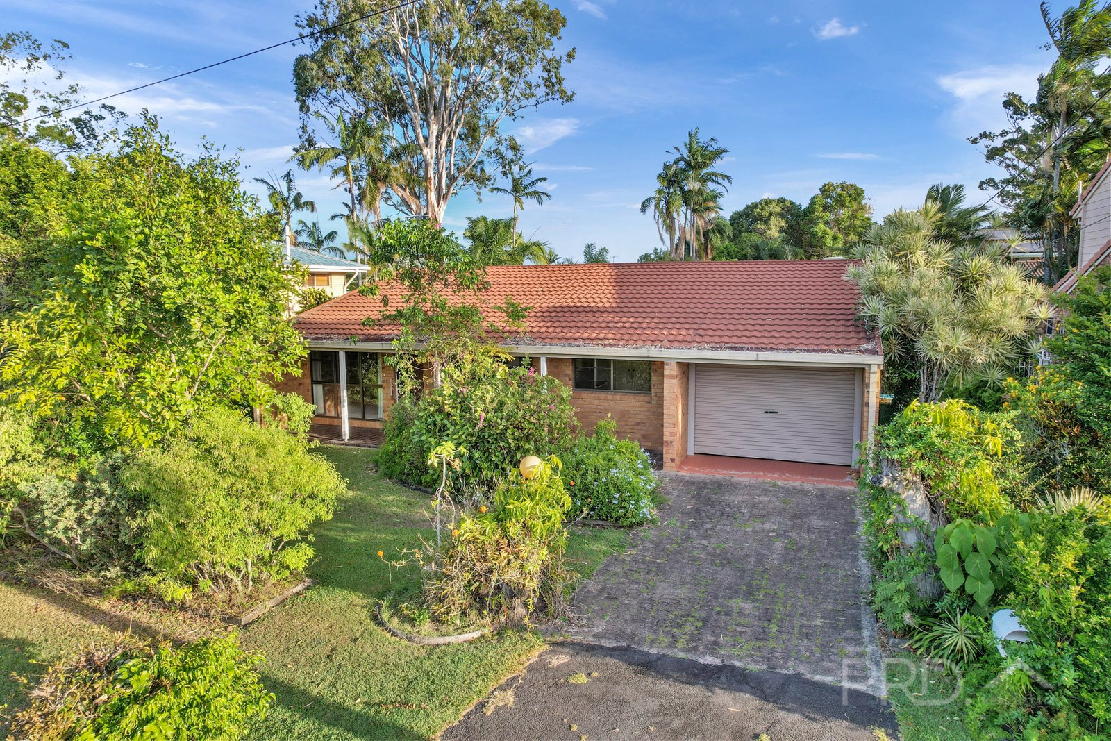 29 TORQUAY Road REDLAND BAY 4