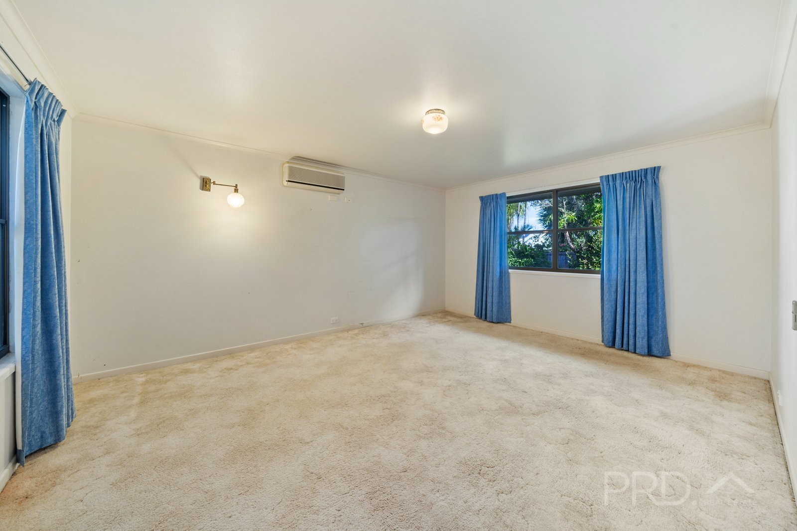 29 TORQUAY Road REDLAND BAY 9