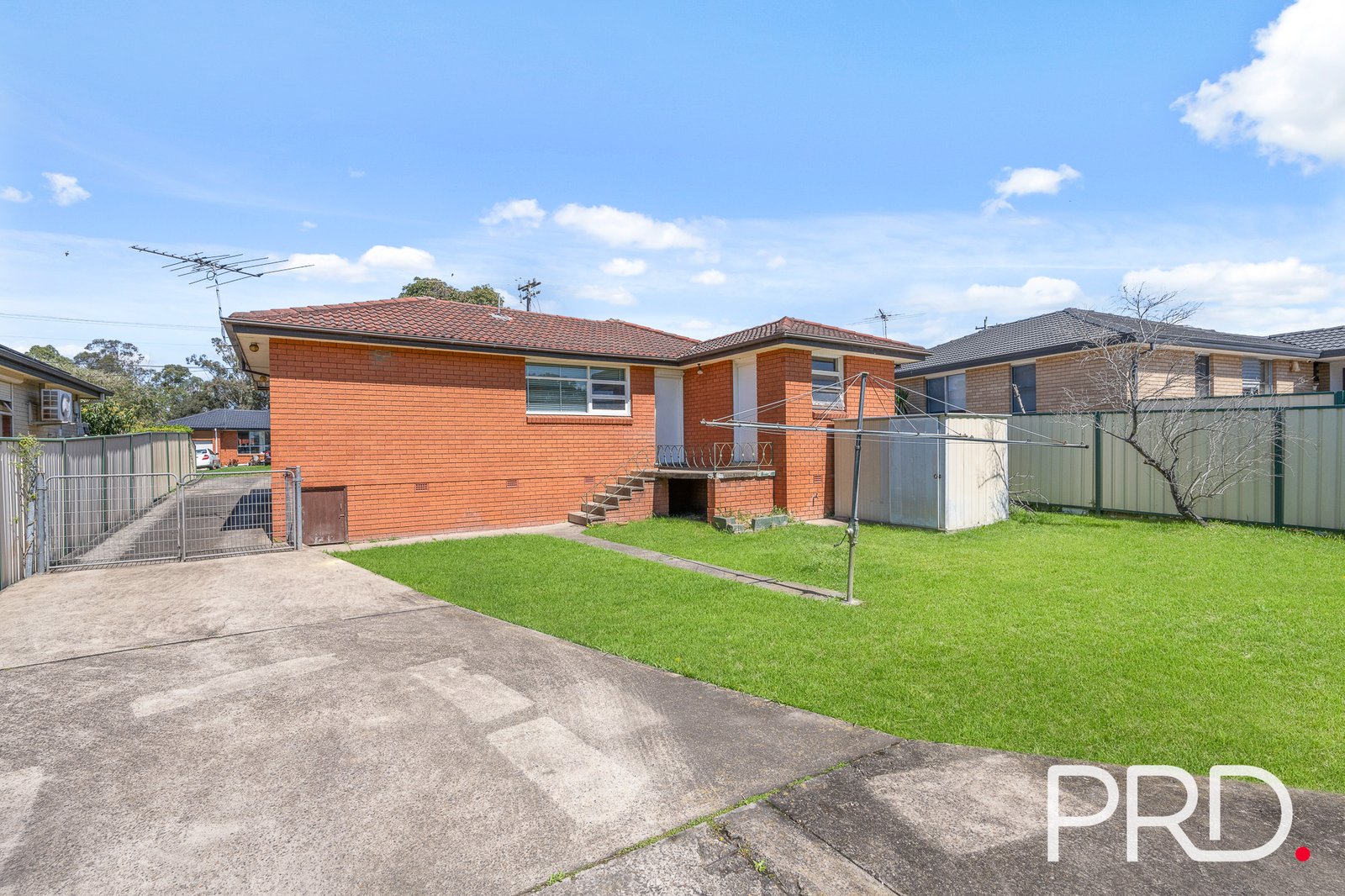 29 Tully Avenue LIVERPOOL 8