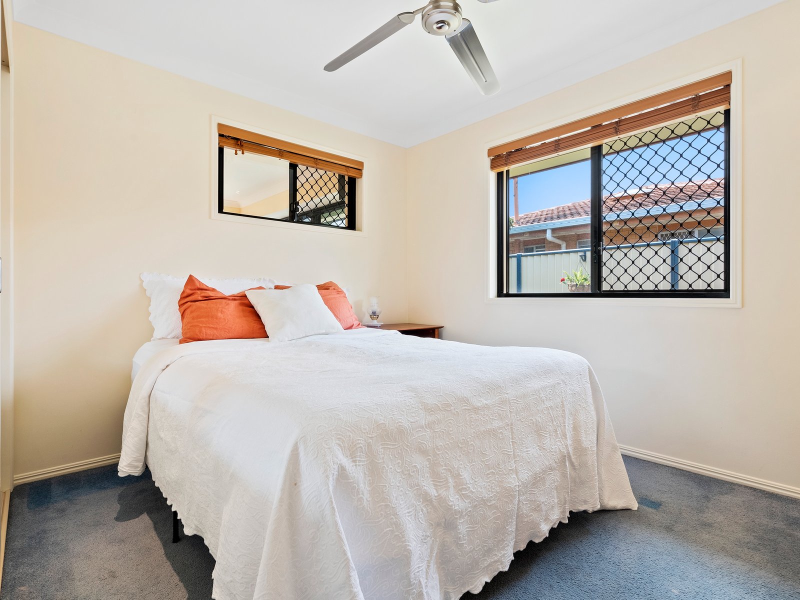 29 Twelfth Avenue PALM BEACH 16