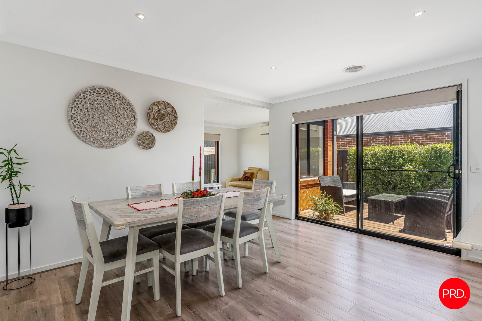 29 Ucres Way GOLDEN SQUARE 6