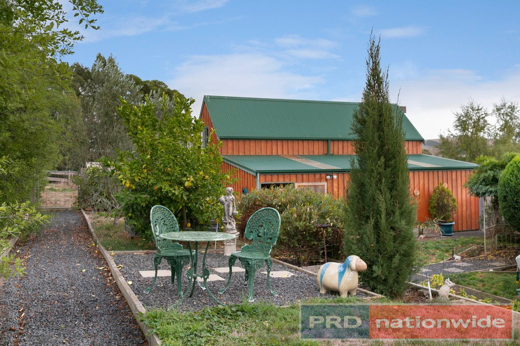 29 Urquhart Street GORDON 18