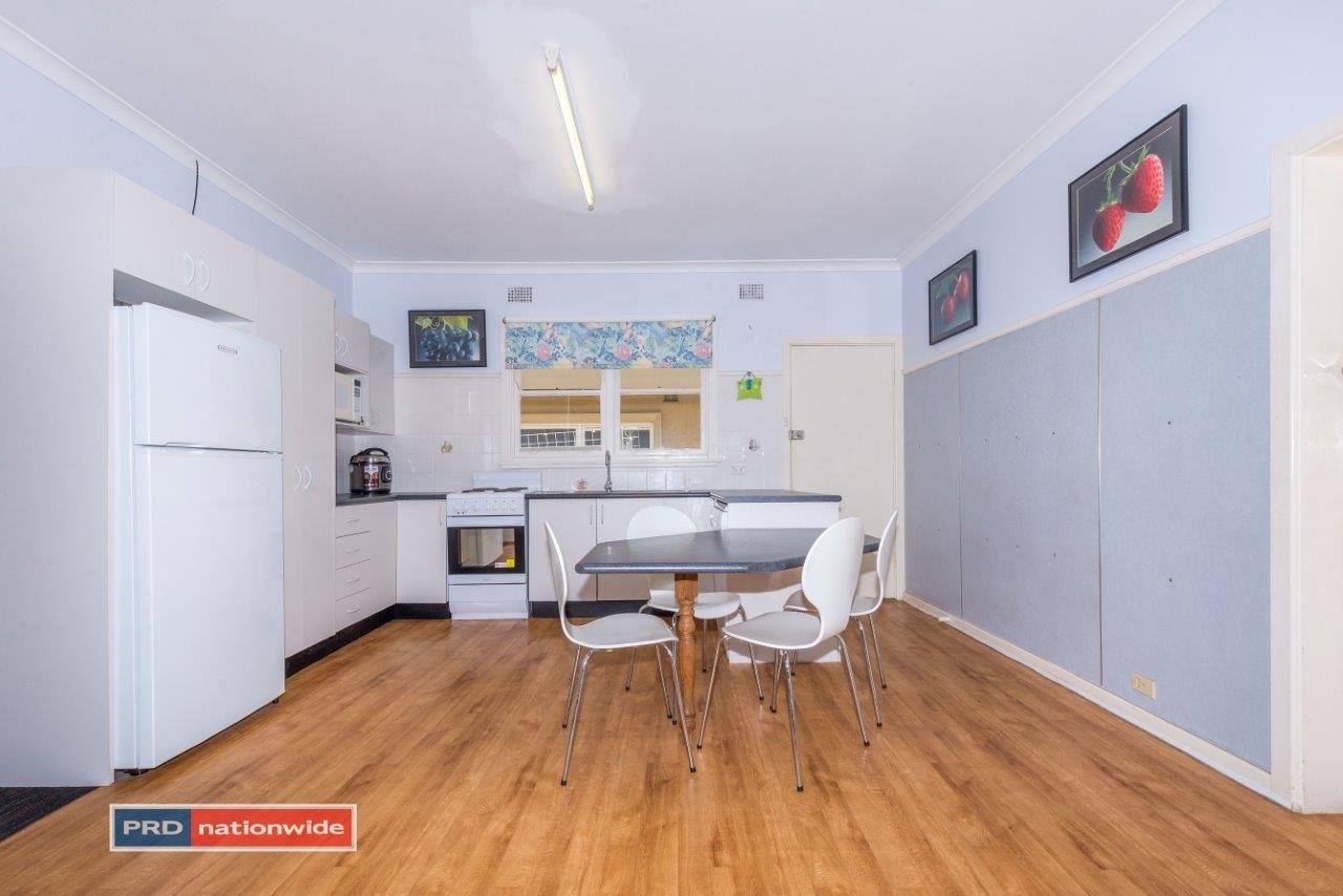 29 Victoria Parade NELSON BAY 24