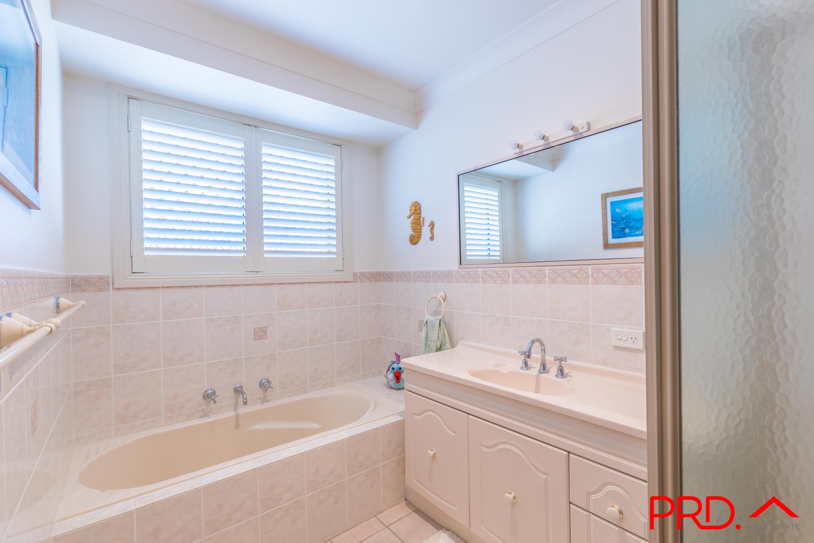 29 Wahroonga Drive TAMWORTH 12