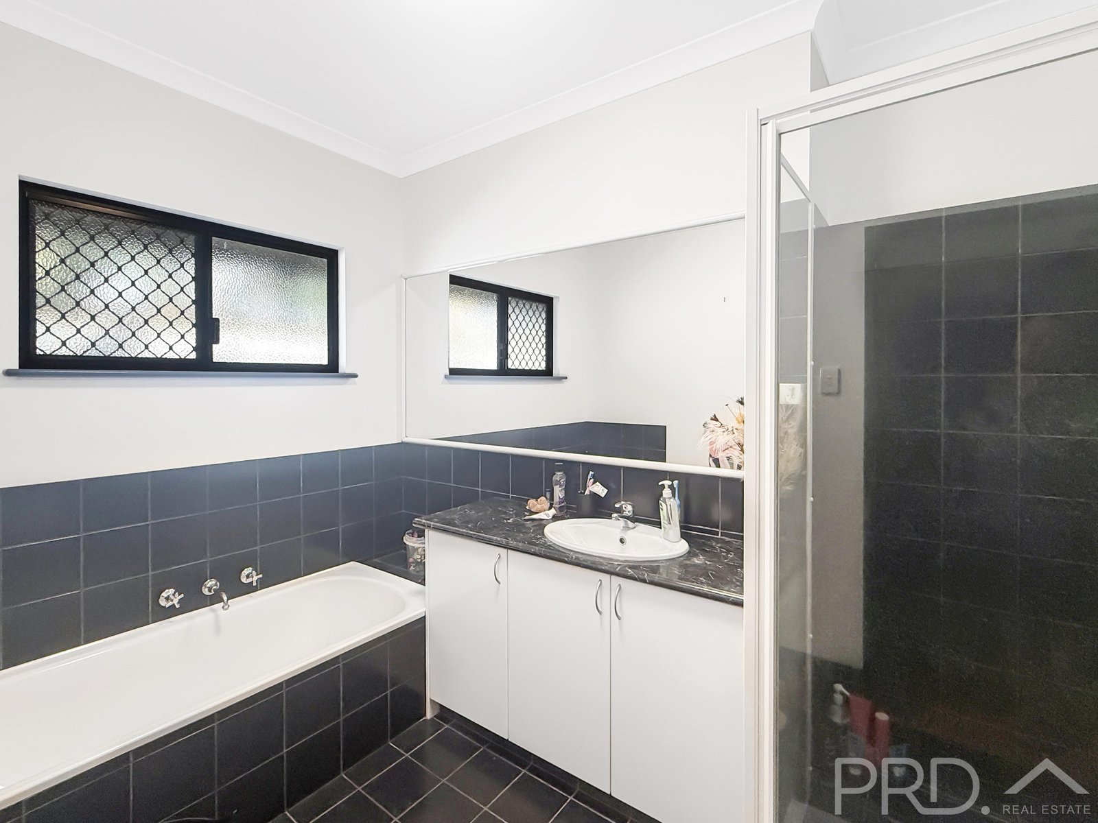 29 Walkington Circle MILLARS WELL 5