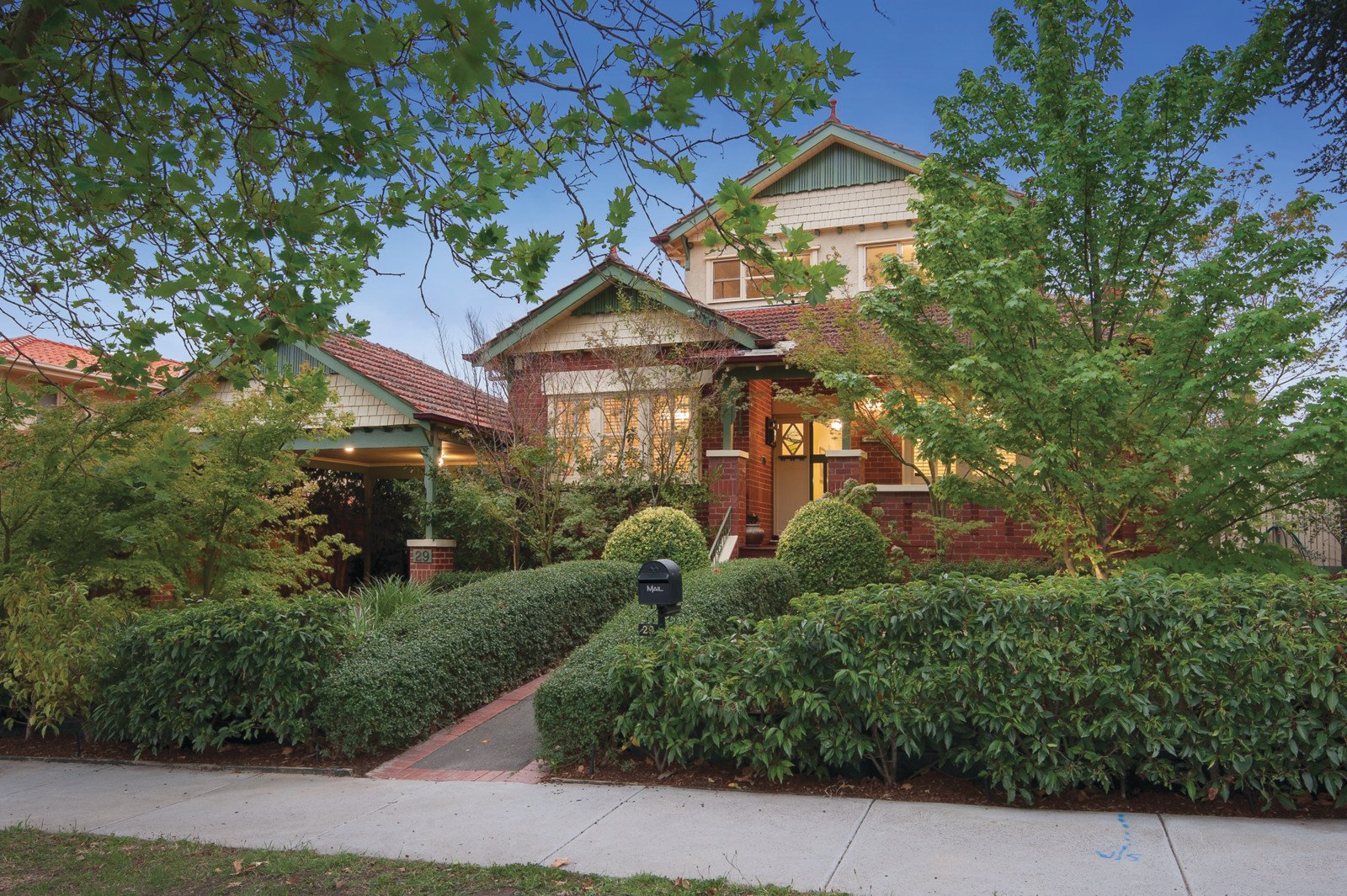 29 Wandsworth Road, Surrey Hills, VIC