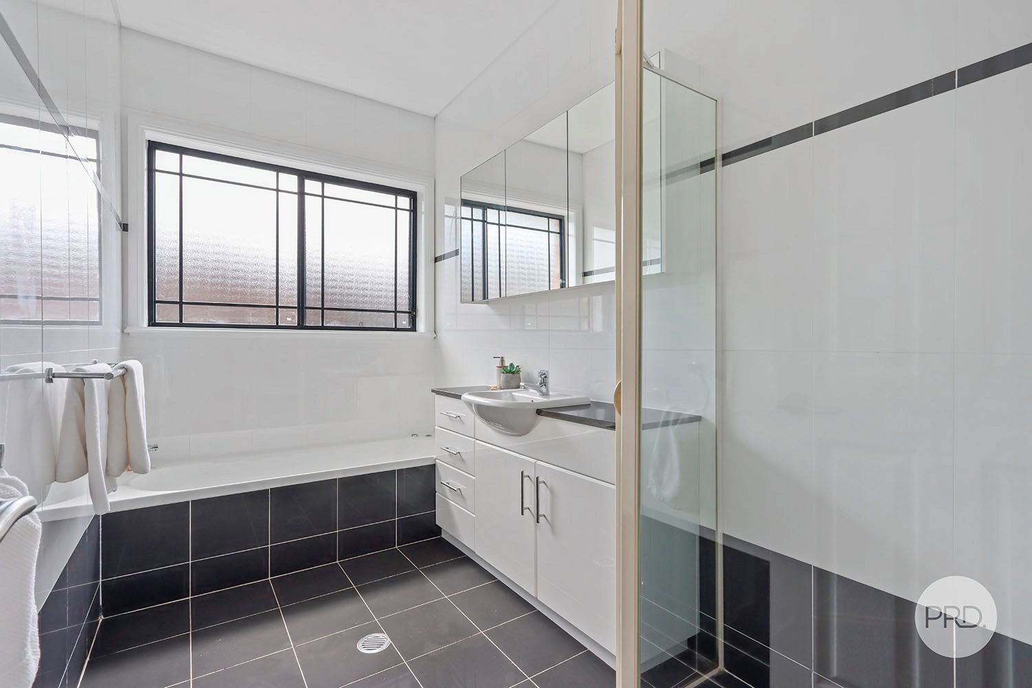 2/9 Wattle Street PEAKHURST 7