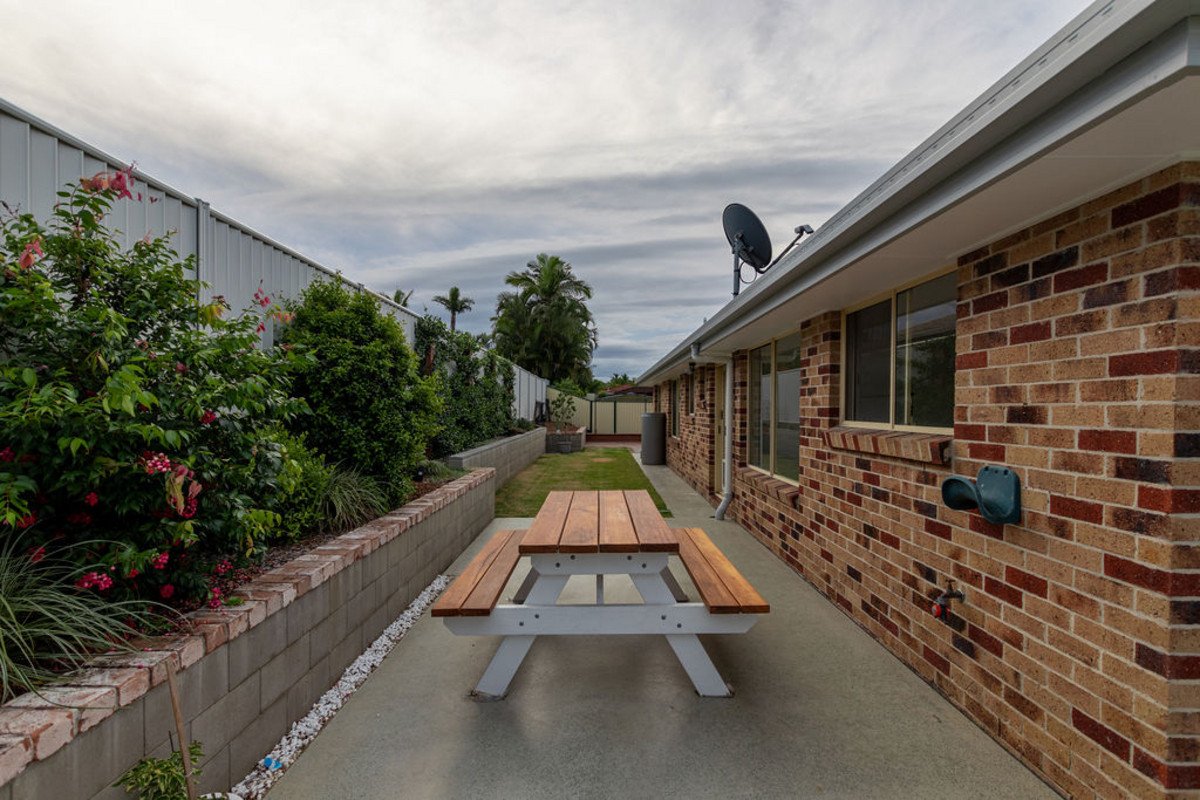 29 Whipbird Court Burleigh Waters 5