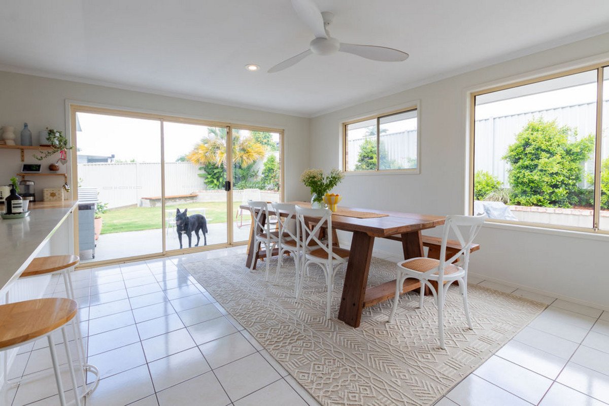 29 Whipbird Court Burleigh Waters 11