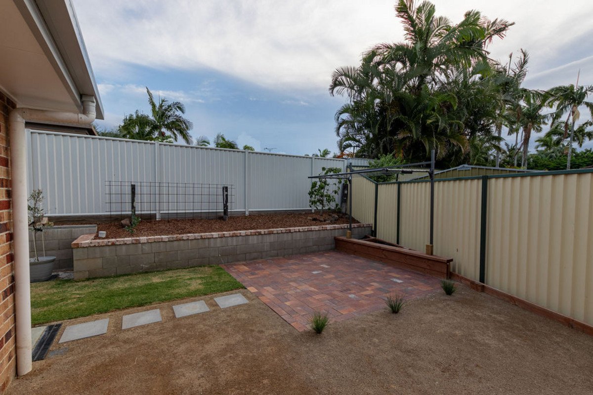 29 Whipbird Court Burleigh Waters 18