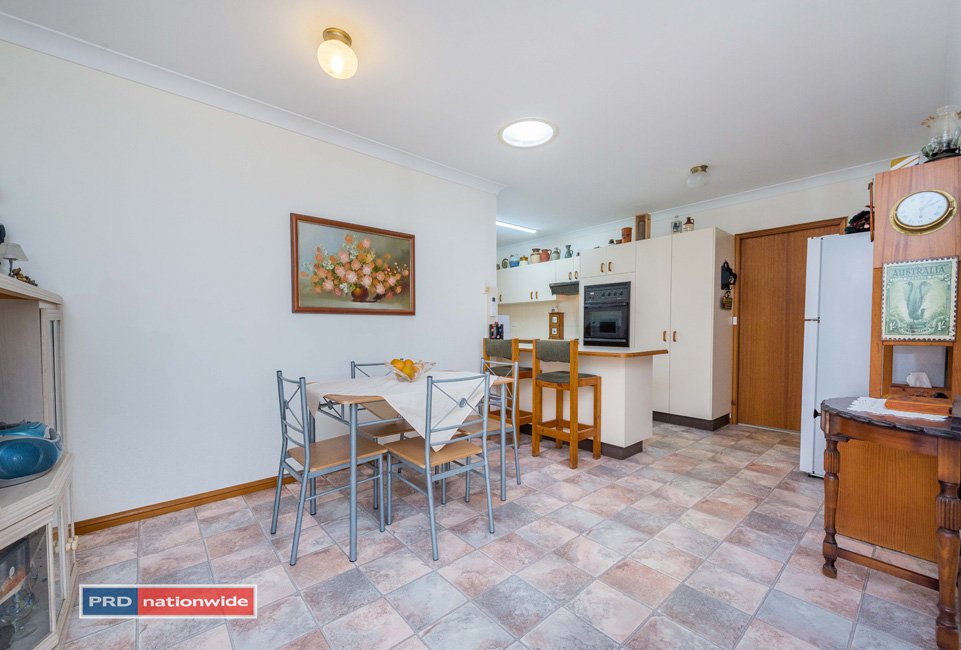 2/9 Windward Close CORLETTE 16