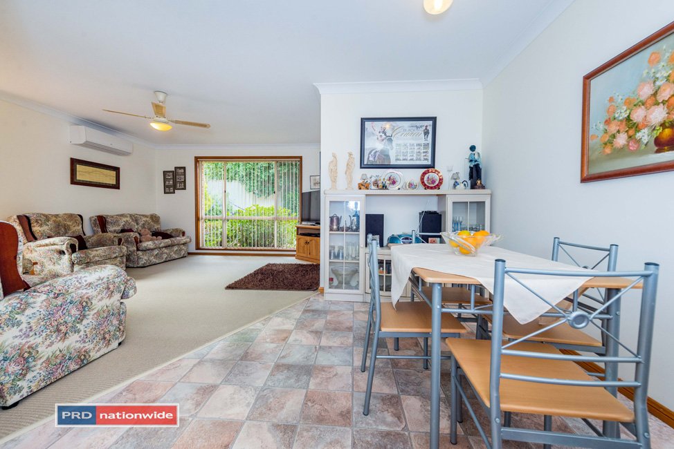 2/9 Windward Close CORLETTE 18