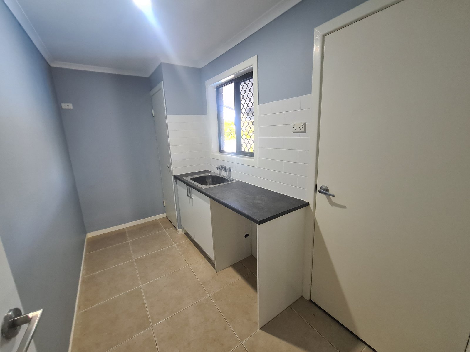 29 WINNECKE Road TANNUM SANDS 22