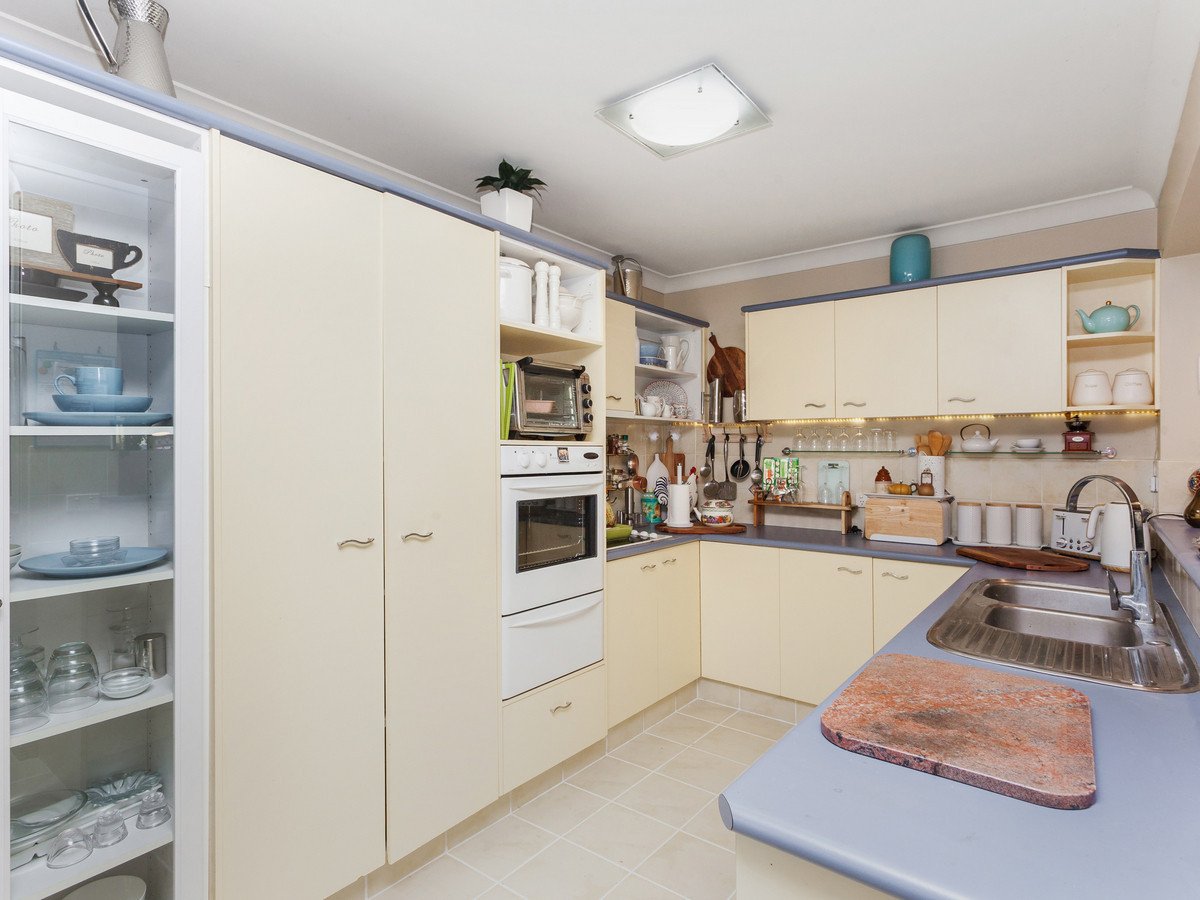 2/9 Wuruma Court Elanora 6