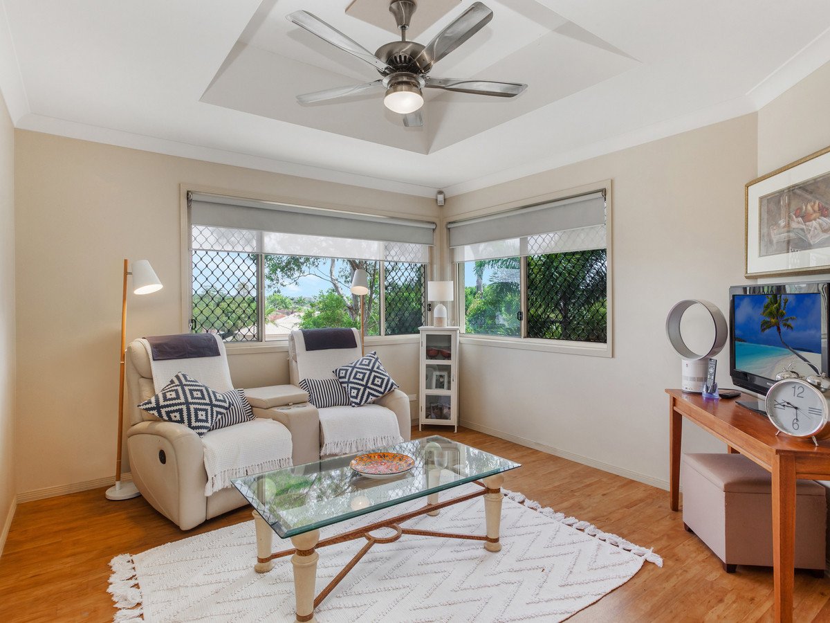 2/9 Wuruma Court Elanora 7