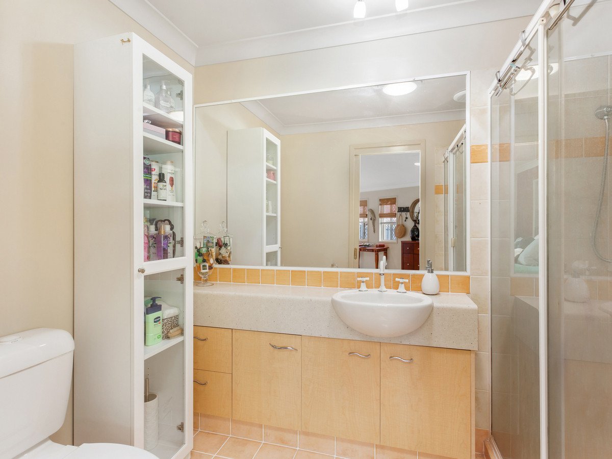 2/9 Wuruma Court Elanora 9