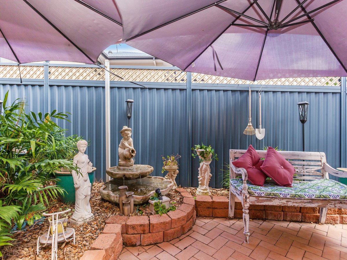 2/9 Wuruma Court Elanora 16