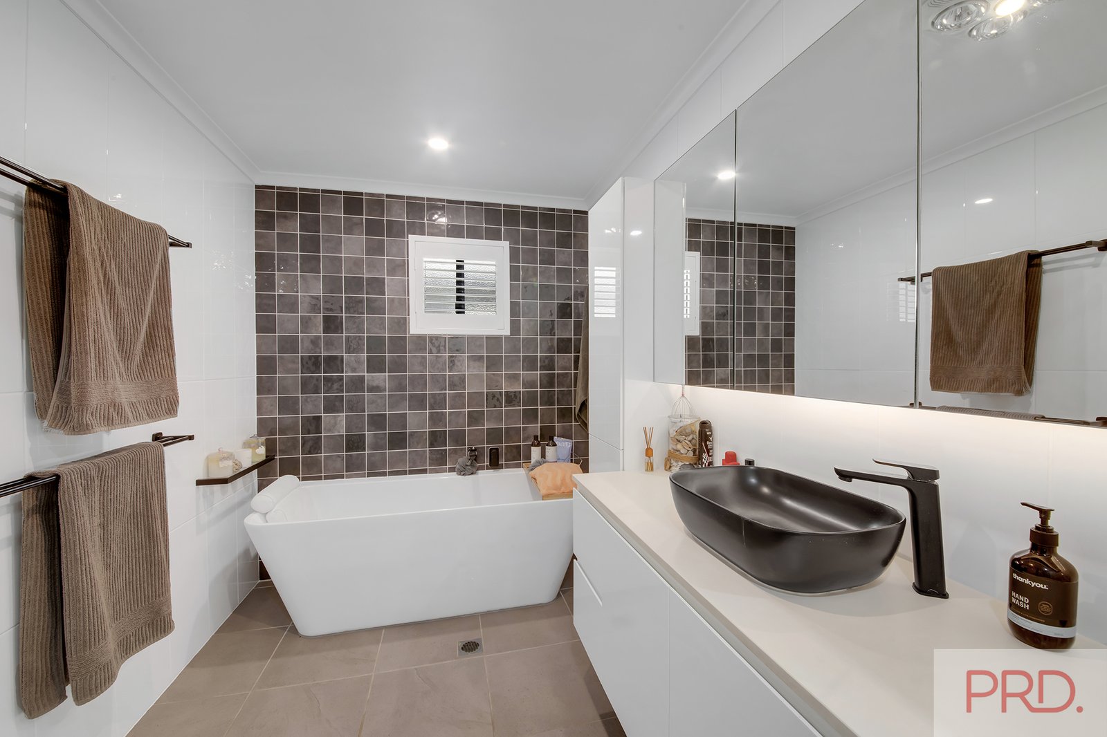 29 Wyndham Avenue BOYNE ISLAND 15