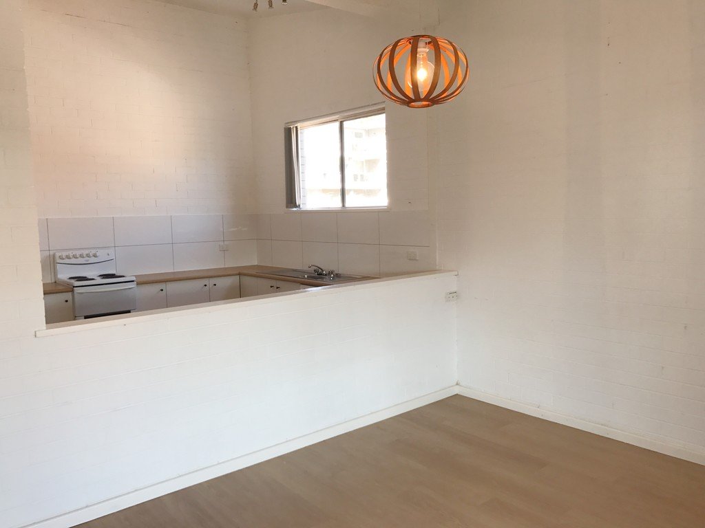 2/9 Yacaaba St  NELSON BAY 8