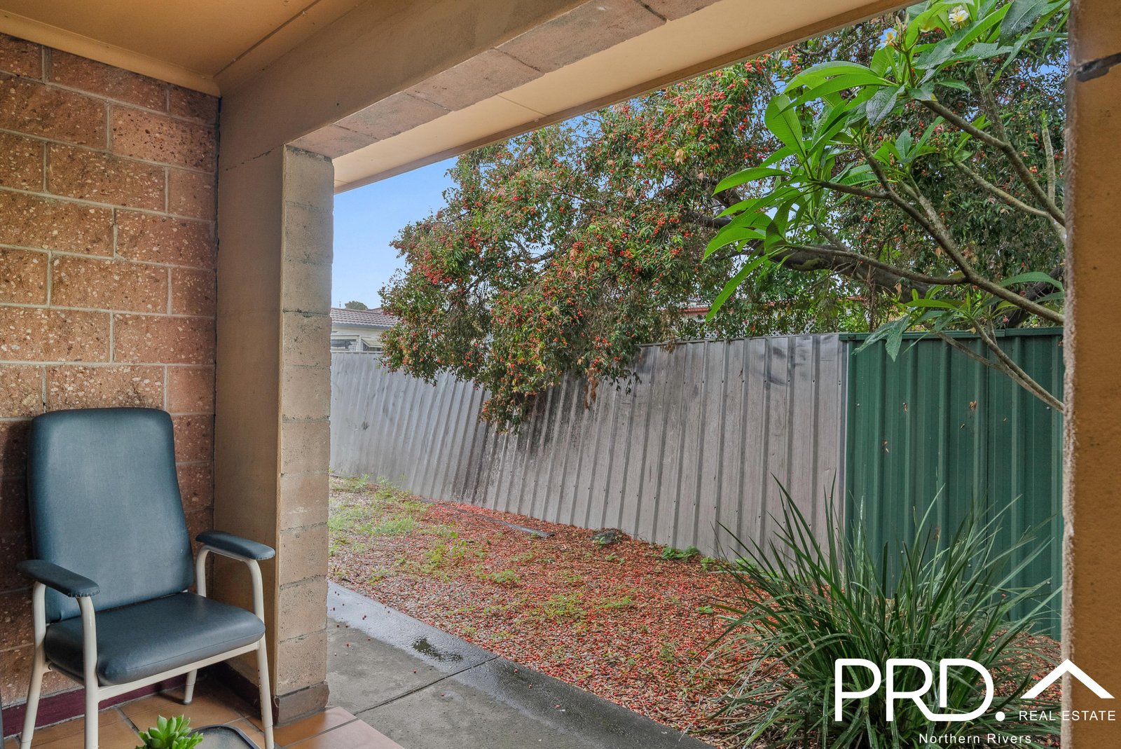 2/90 Farley Street CASINO 12