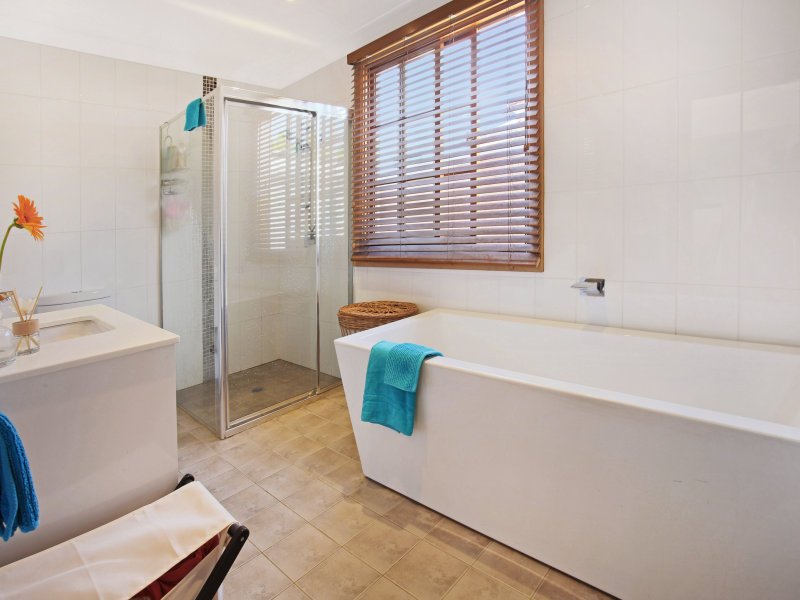 290 King Georges Road ROSELANDS 4