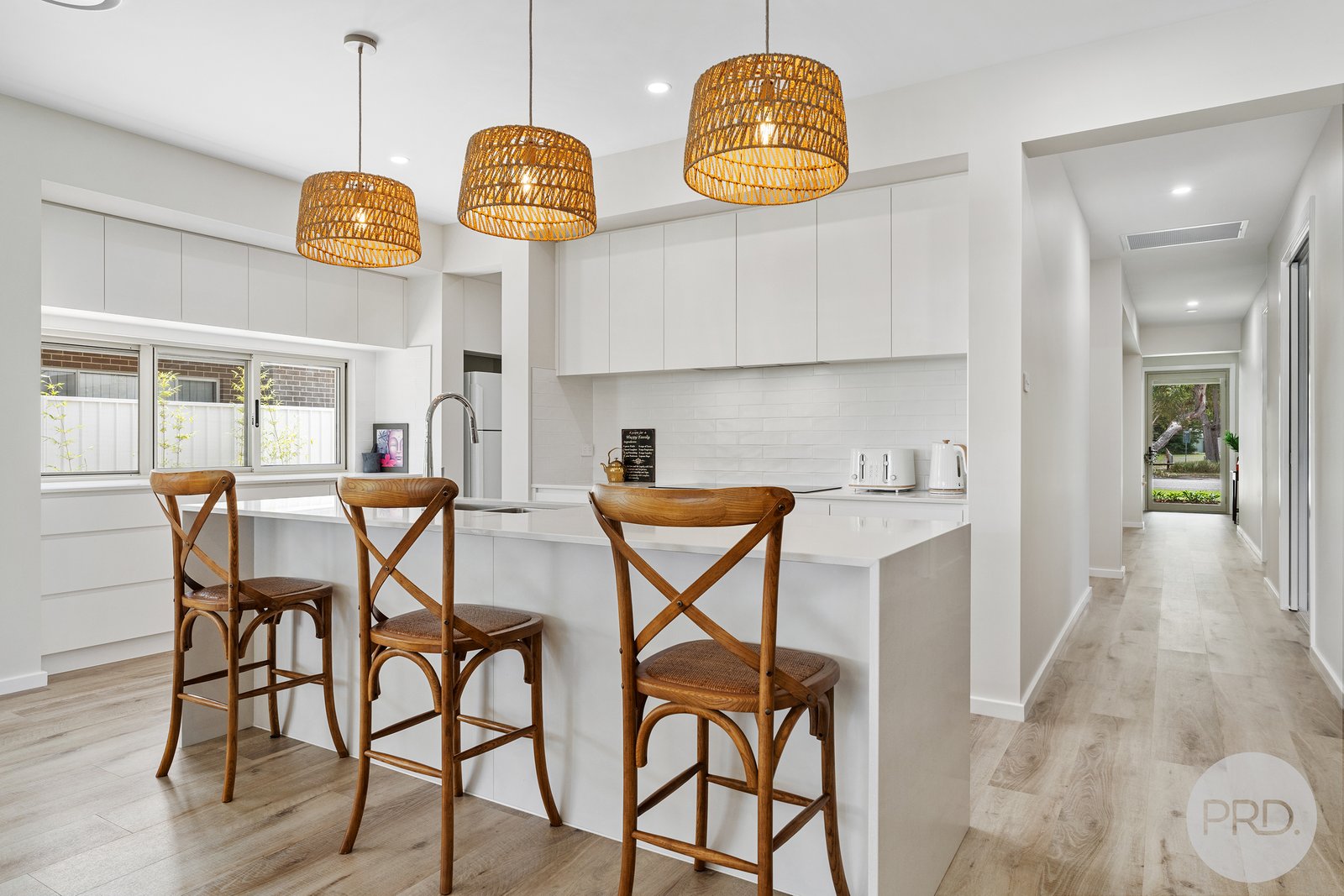 290 Soldiers Point Road SALAMANDER BAY 6